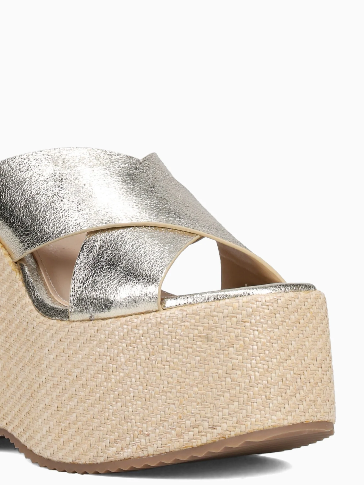 Daphne Gold Metallic - Image 6