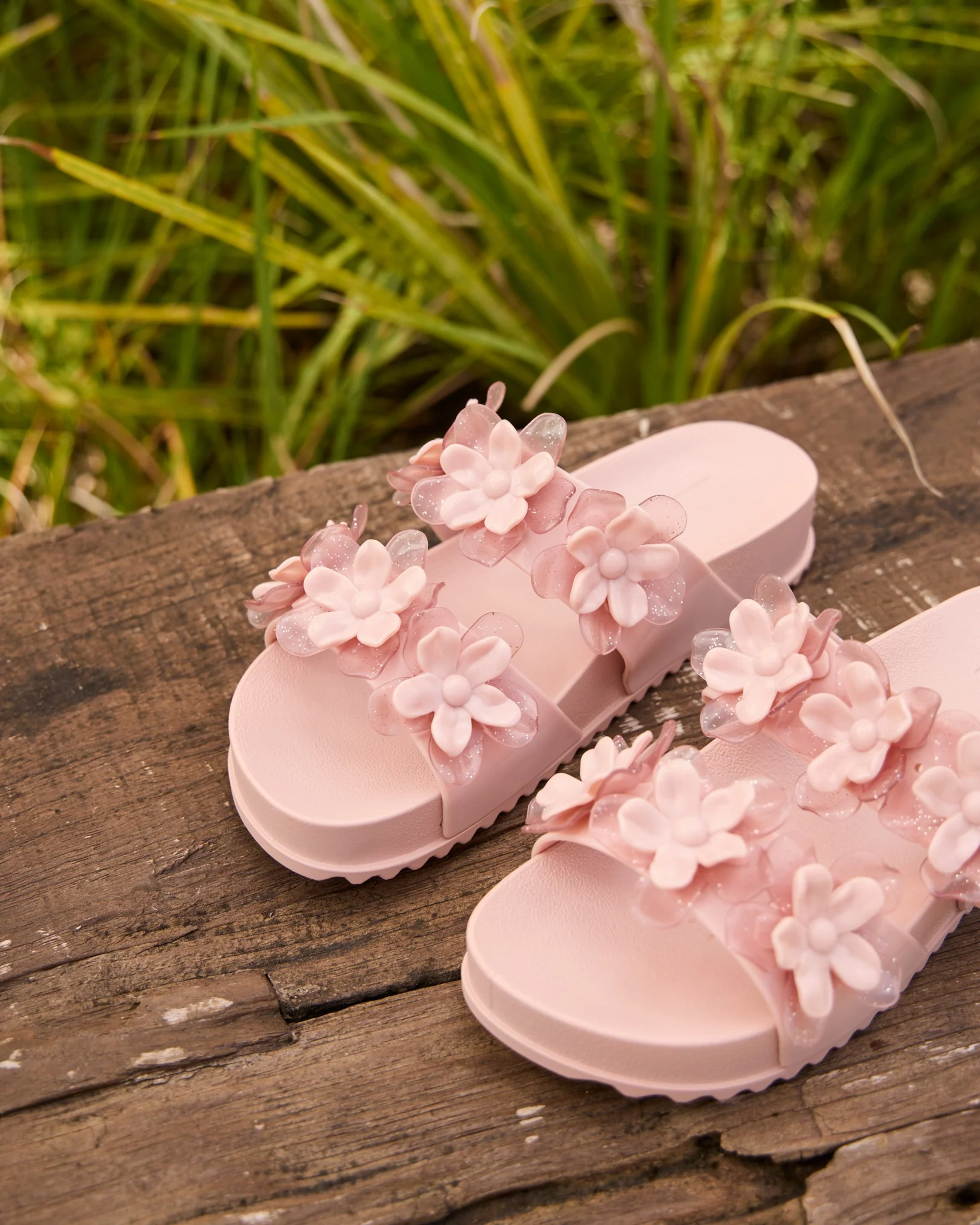 Partner Flower Ad Nude Glitter Jelly - Image 3